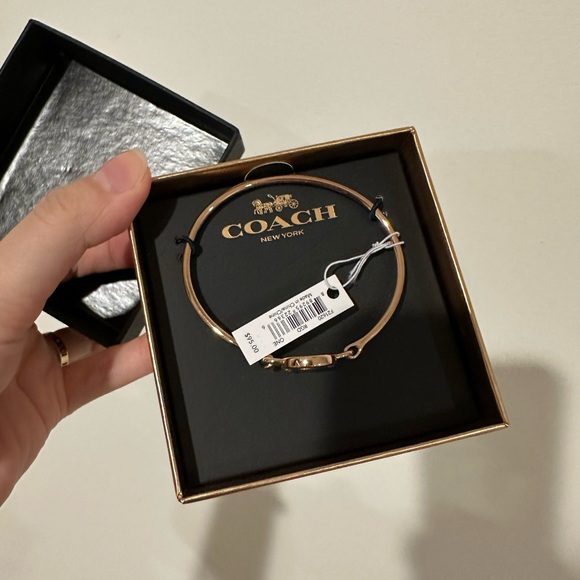 COACH Open Circle Bangle (Rose Gold) - NWT (F21620) - Picture 3 of 7